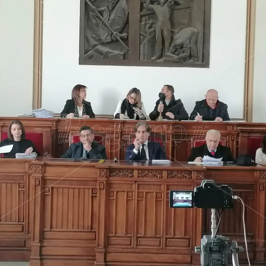 UN ANNO DI POLITICA | Montagne russe a palazzo San Giorgio per decidere il destino della città