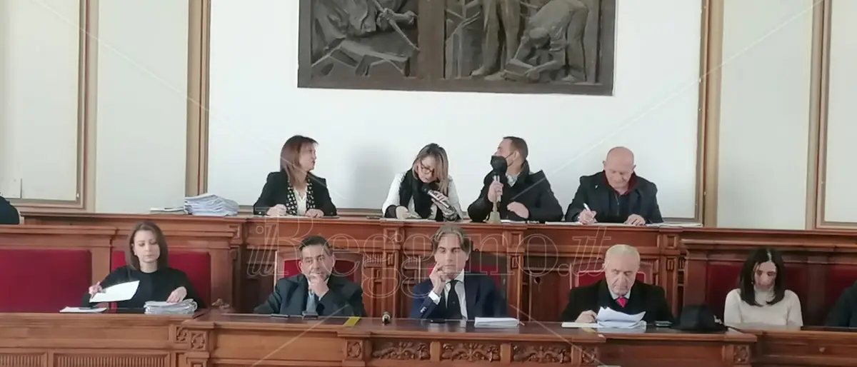 UN ANNO DI POLITICA | Montagne russe a palazzo San Giorgio per decidere il destino della città