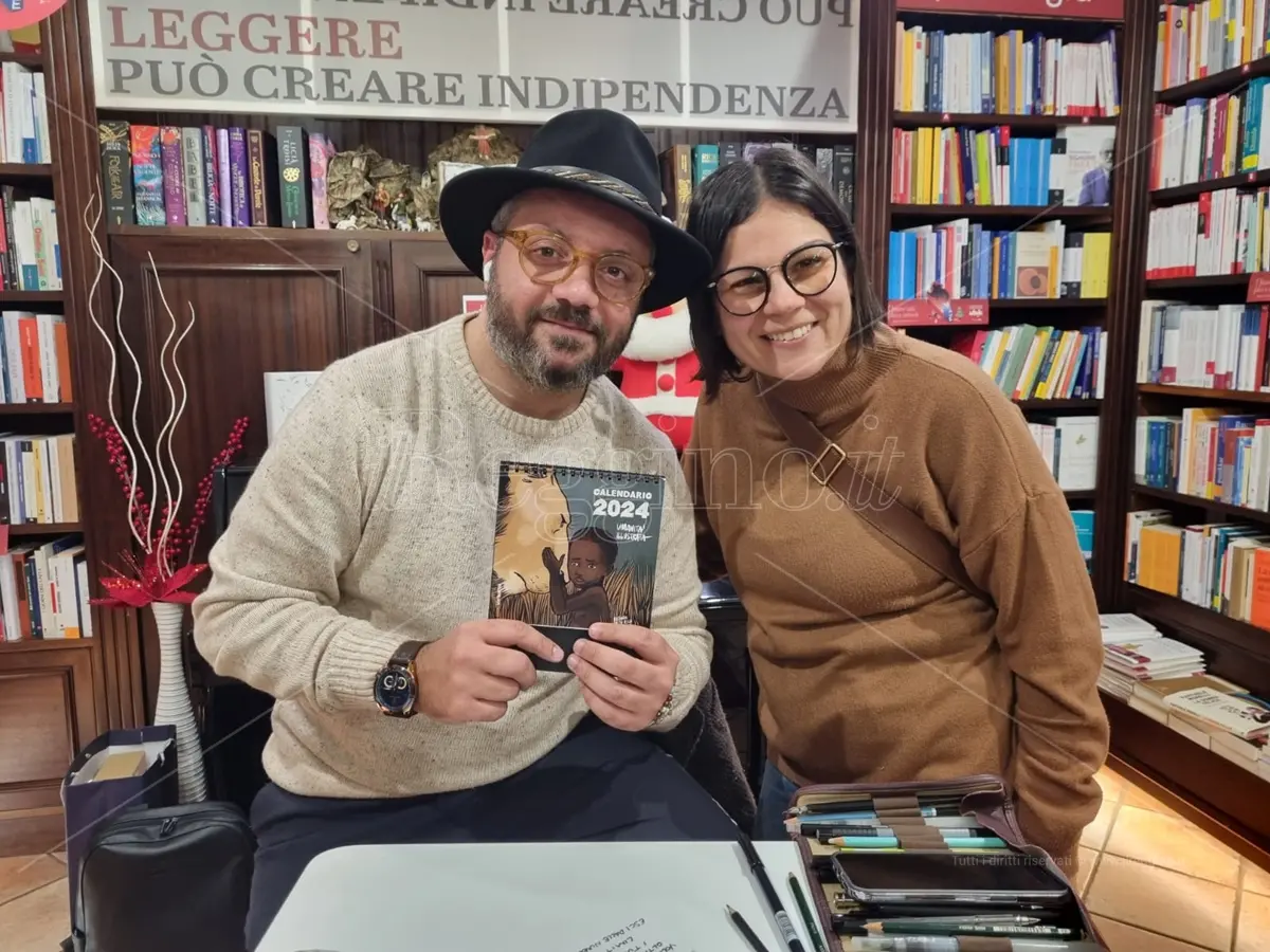 Reggio, il calendario dell'“Umanità illustrata” per aiutare i bimbi della guerra - VIDEO