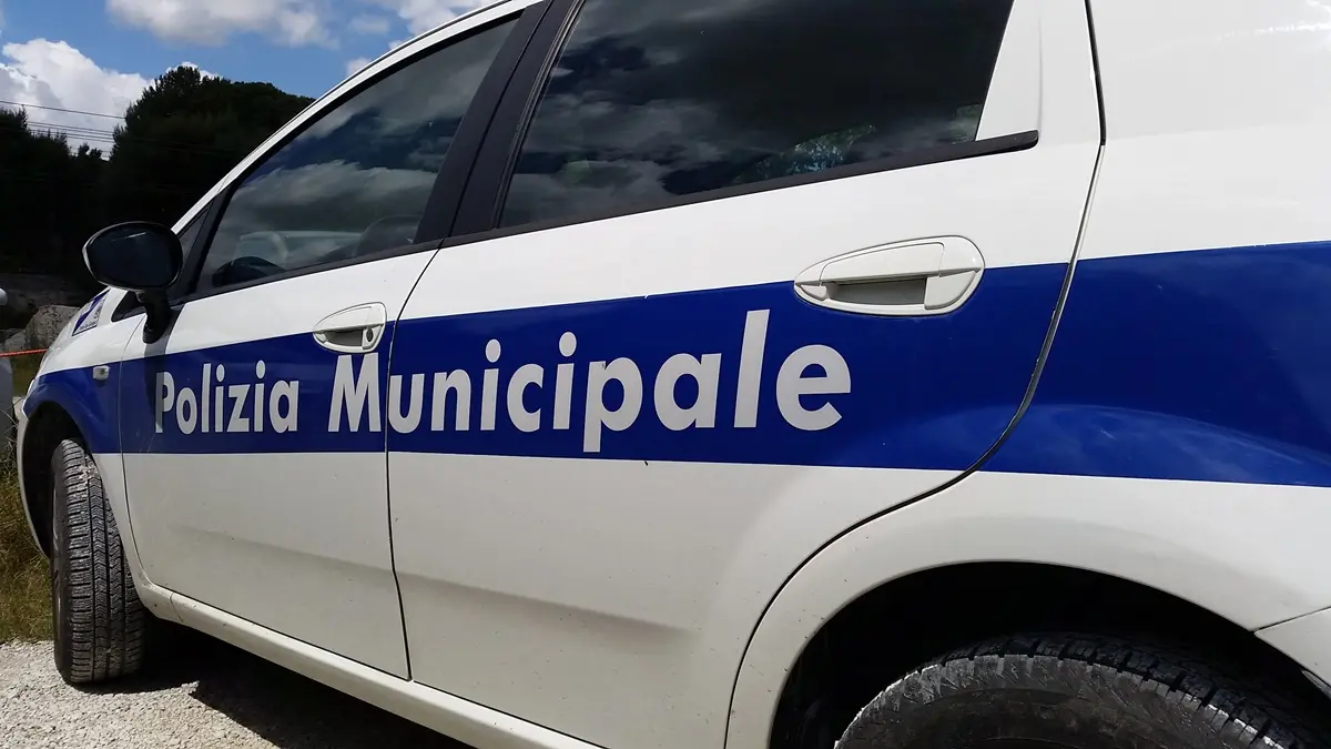 Reggio, da oggi pagamenti solo in modalità elettronica al front office al comando Polizia Municipale
