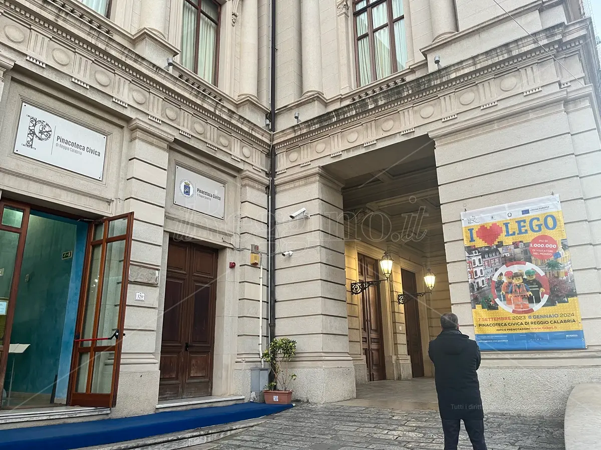 Ferragosto culturale a Reggio: aperti Castello Aragonese e Pinacoteca Civica