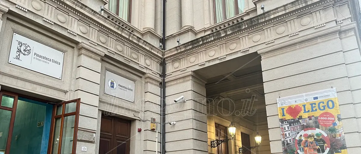 Ferragosto culturale a Reggio: aperti Castello Aragonese e Pinacoteca Civica