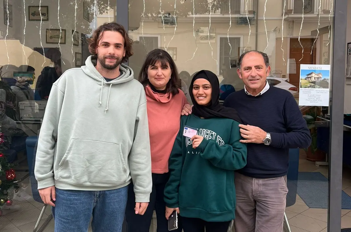 Sant’Ilario dello Ionio, la patente di guida per Amina: «Qui il mio sogno è diventato realtà»