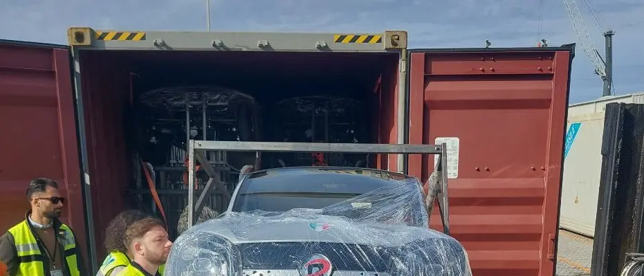 Porto di Gioia Tauro, sequestrate 85 minicar fraudolentemente importate come veicoli per invalidi