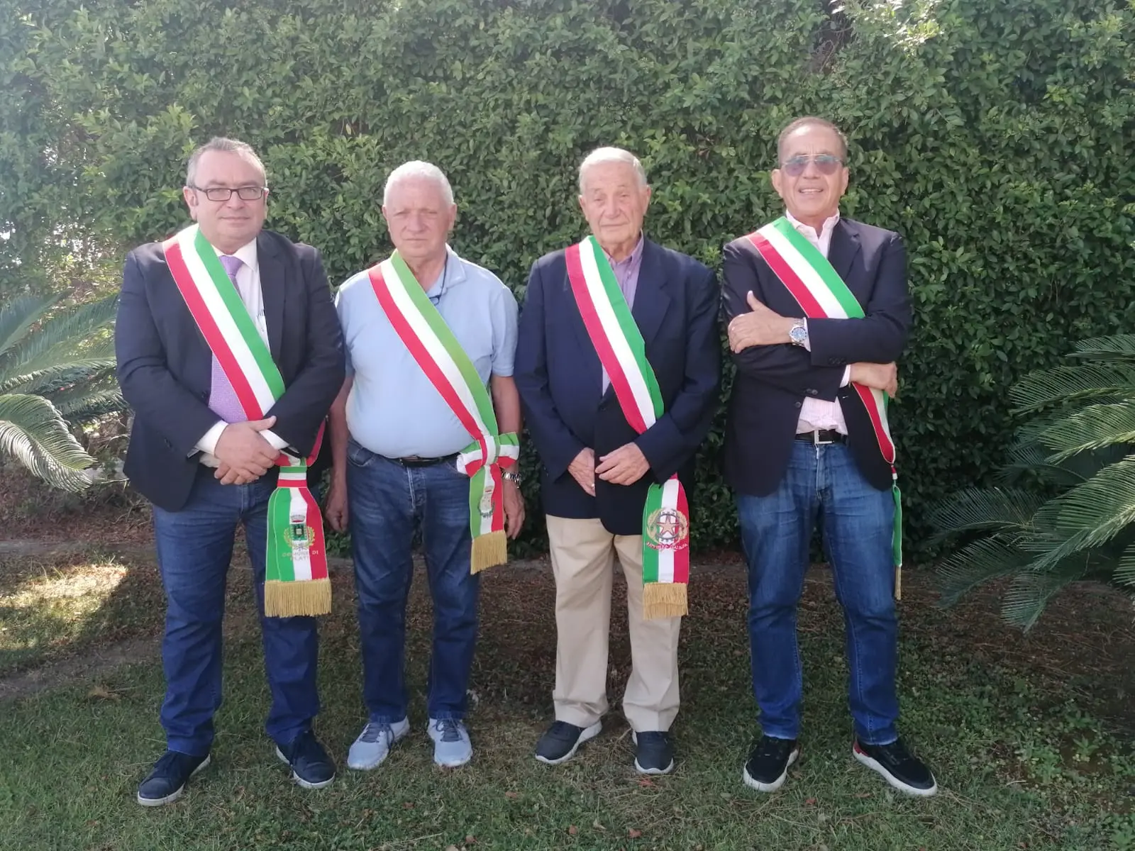 Tragedia stradale di Montauro, i sindaci della locride: «Il cordoglio non può lenire il dolore per le 4 vite spezzate»