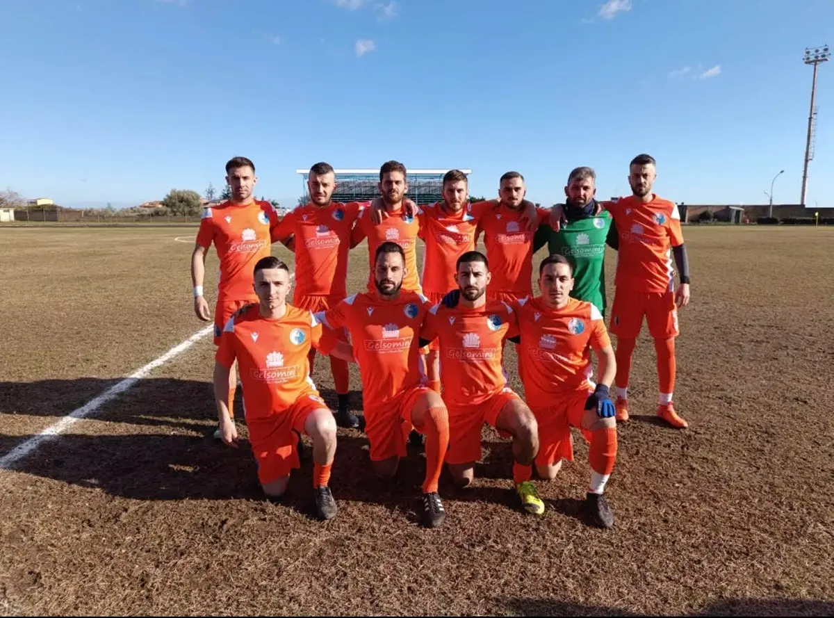 Calcio Seconda Categoria, Città di Siderno batte il Saline Joniche e mantiene la vetta