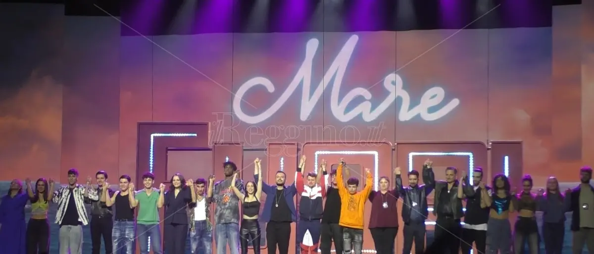 Reggio, dietro le sbarre c’è il Mare Fuori: al teatro Cilea il musical ispirato alla serie Rai di successo - FOTO e VIDEO