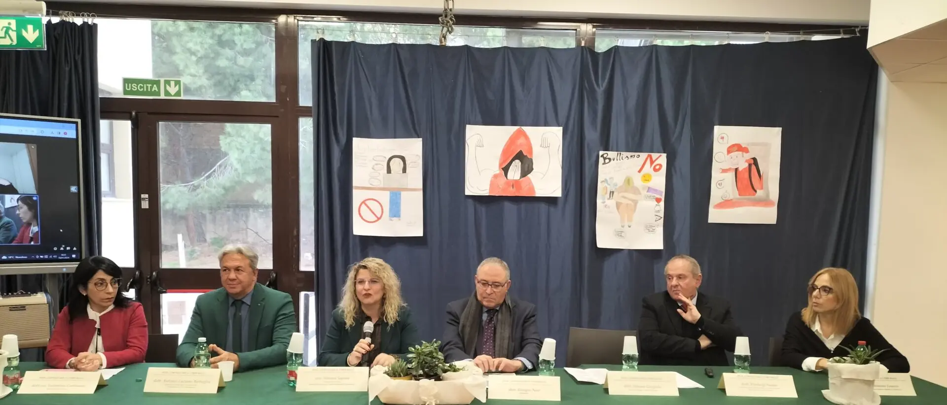 A Catona convegno \"Educazione digitale per un web sicuro, Peer.... Contrastare il Cyber - Bullo\"