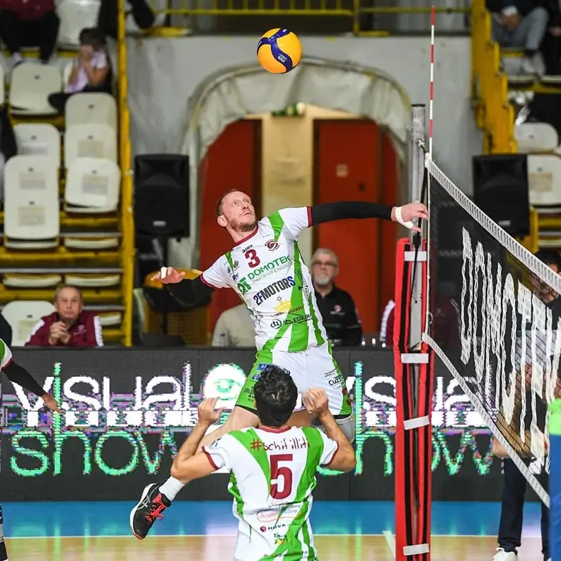 Domotek Volley Reggio Calabria 29 e 30 marzo a Campobasso per le Final Four della Coppa Italia di Serie B