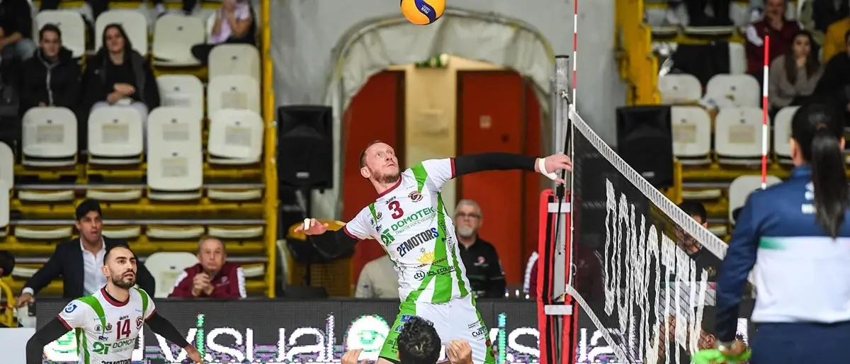 Domotek Volley Reggio Calabria 29 e 30 marzo a Campobasso per le Final Four della Coppa Italia di Serie B