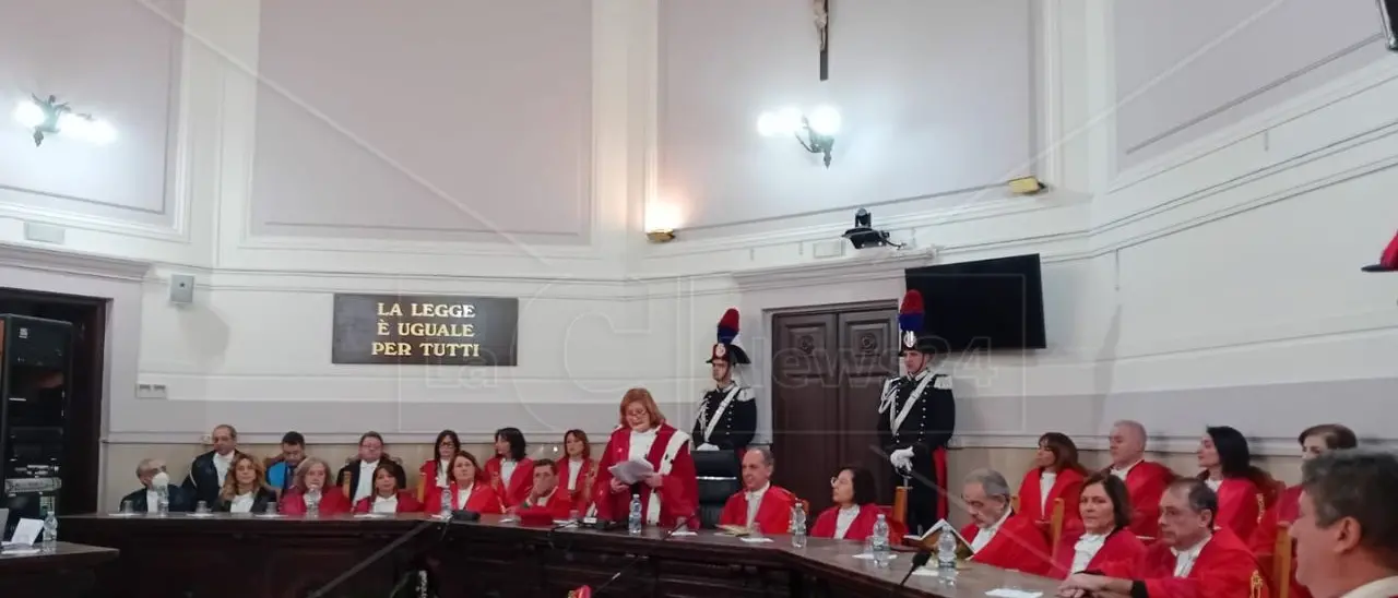 La presidente della Corte d’appello di Catanzaro: «Nel distretto scopertura dell’organico insostenibile da oltre 30 anni»