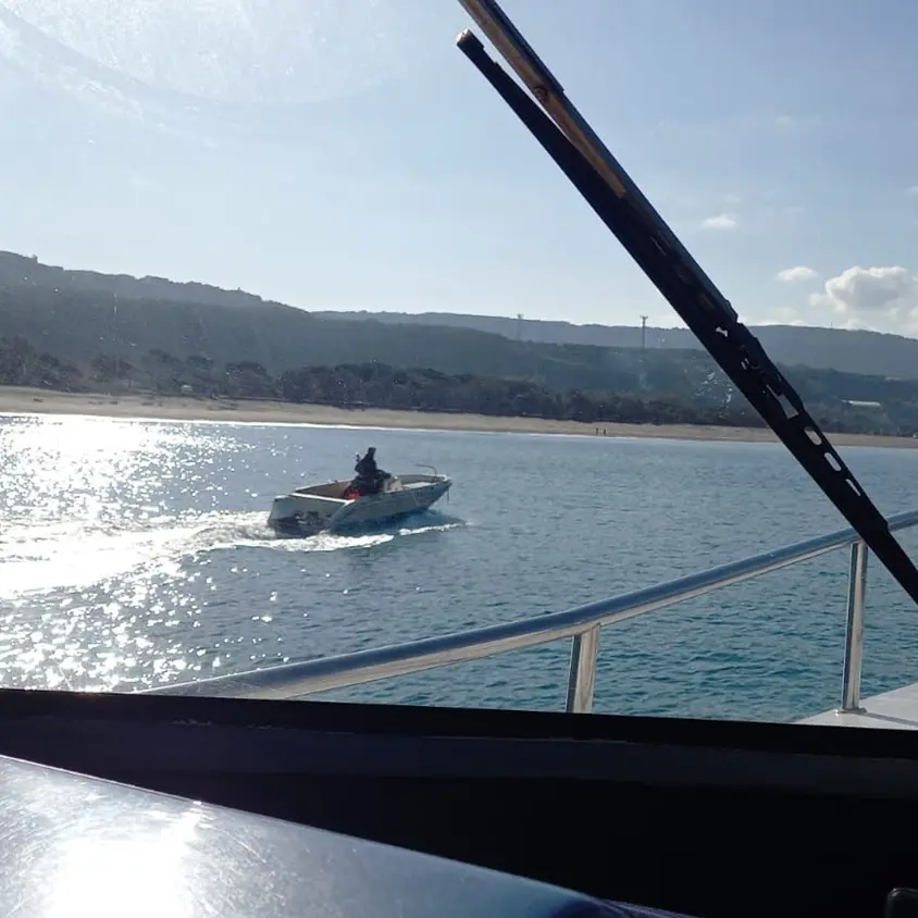 Palmi, sequestrata rete utilizzata per pesca abusiva in località Scinà - VIDEO
