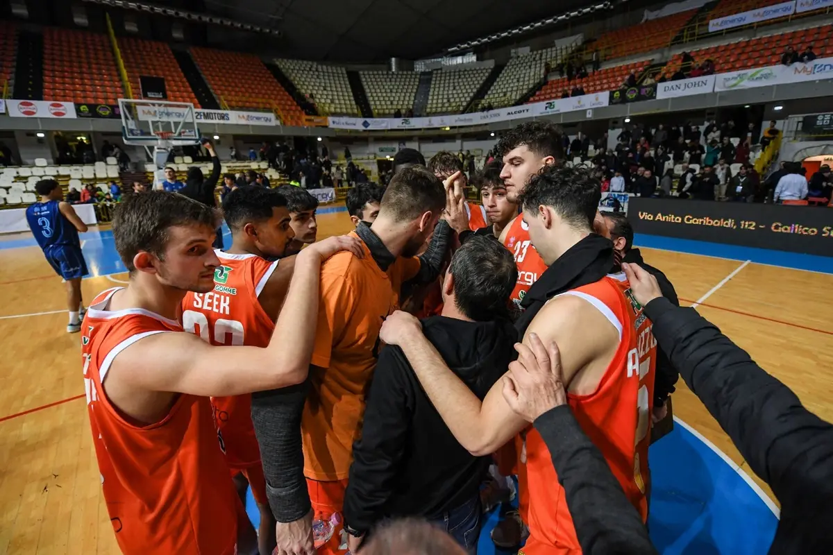Basket, Myenergy Reggio Calabria sfiora la vittoria sul Ragusa: al palaCalafiore finisce 82-85