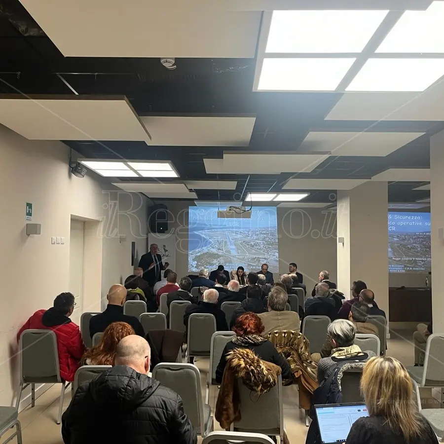 Aeroporto Reggio, ancora senza risposta l’interrogazione dei Cinque stelle: e se Ryanair ci privasse di Ita? - VIDEO
