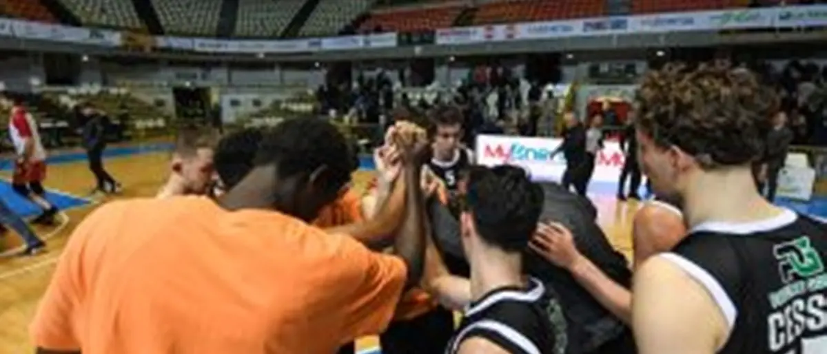 Basket, Myenergy Reggio perde il derby dello Stretto con il risultato di 74 a 84