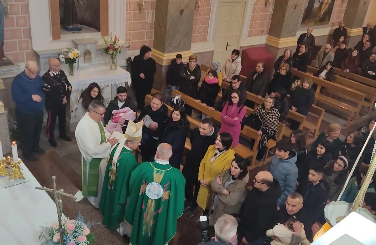 Reggio, l'arcivescovo Morrone in visita a Mosorrofa