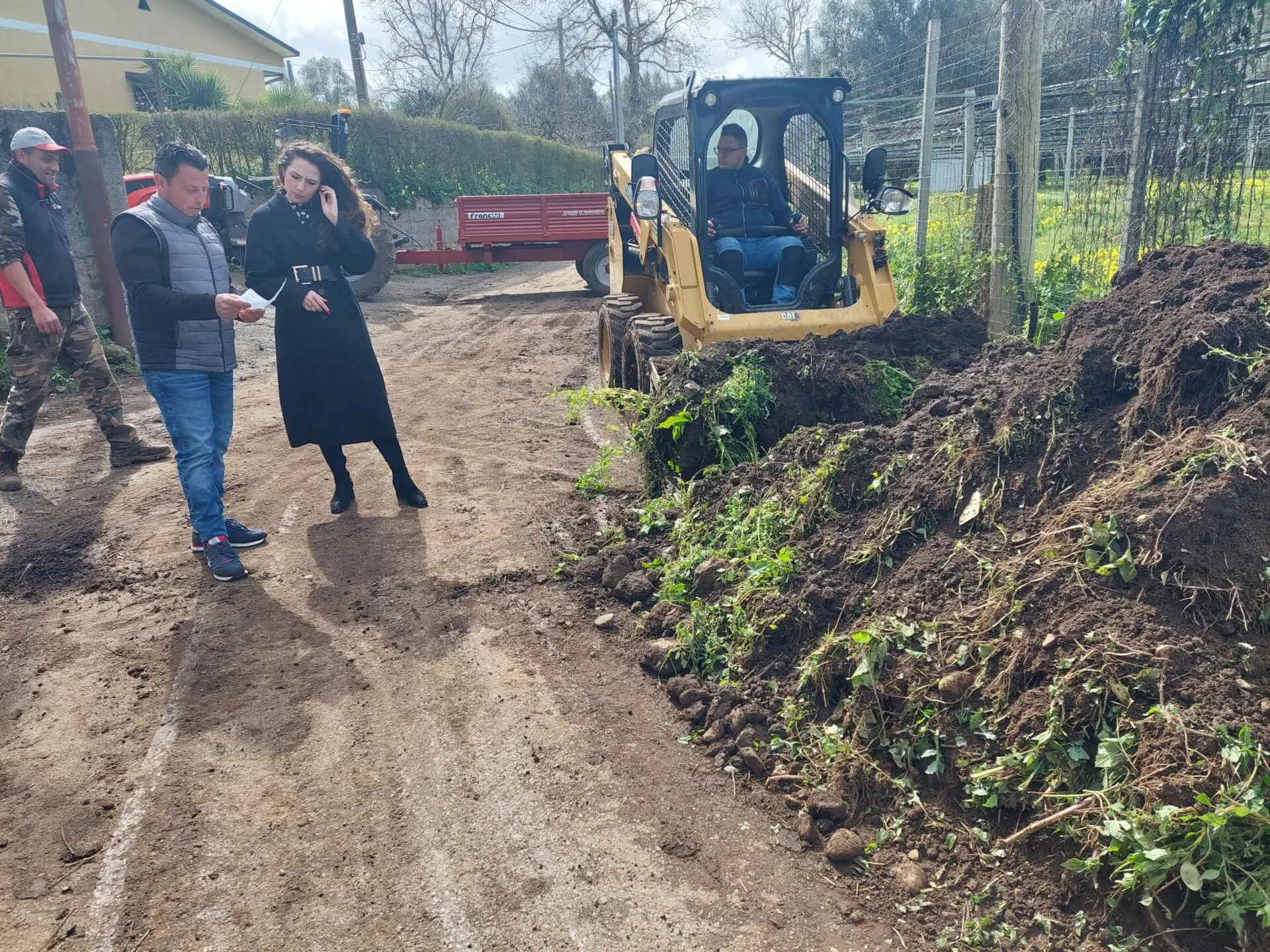 Taurianova, contrade rurali: riattivata l’illuminazione a Pegara e ripristinata la strada Monastria-Cristò