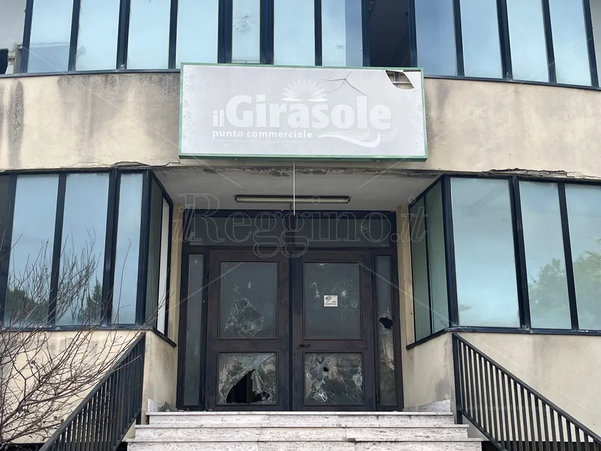Reggio, il Comune non riesce a vendere l'ex mercato Girasole: ennesima gara andata deserta