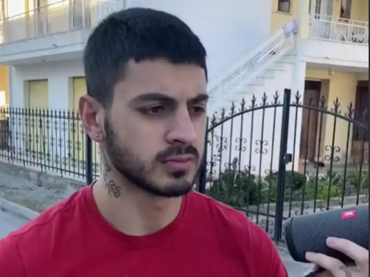 Roghudi, Giorgi Tzanelitze era un giovane youtuber e tiktoker greco: morto mentre riprendeva il borgo fantasma