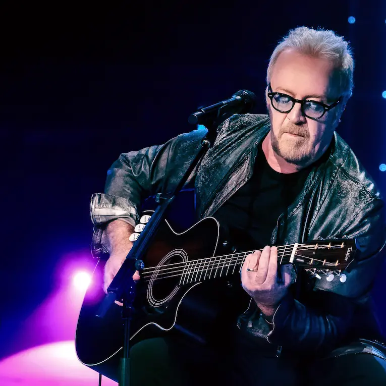 Musica, tappa a Roccella Jonica per il tour mondiale di Umberto Tozzi