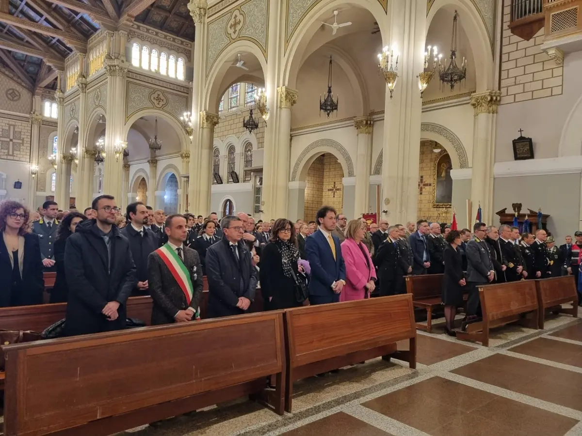Precetto Pasquale Interforze al Duomo Reggio, Marra: «Grati alle Forze dell’Ordine per l’operato quotidiano in favore della cittadinanza»