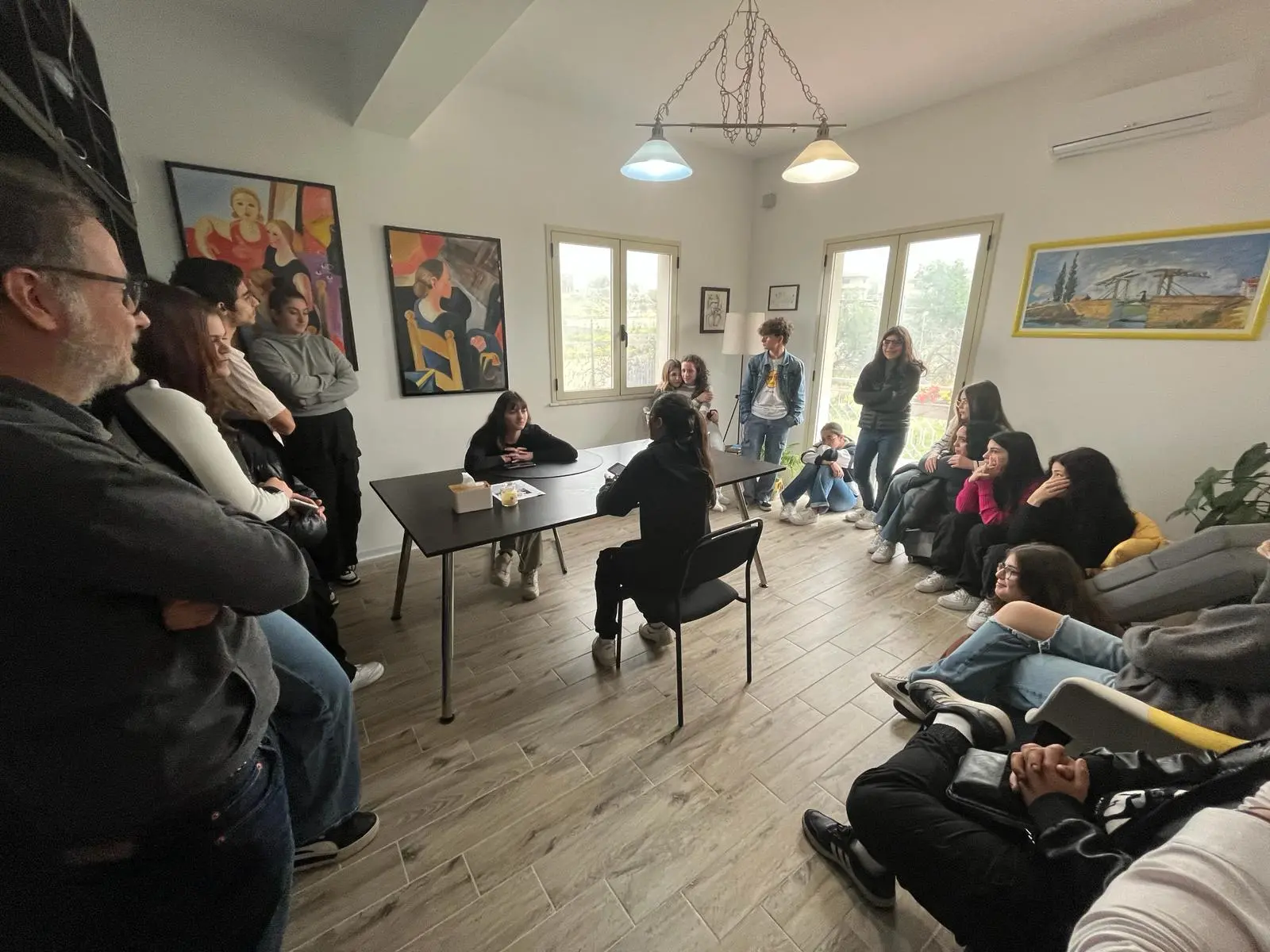 Jonas Reggio Calabria incontra gli studenti dell’Alvaro di Palmi per un workshop di psicoanalisi