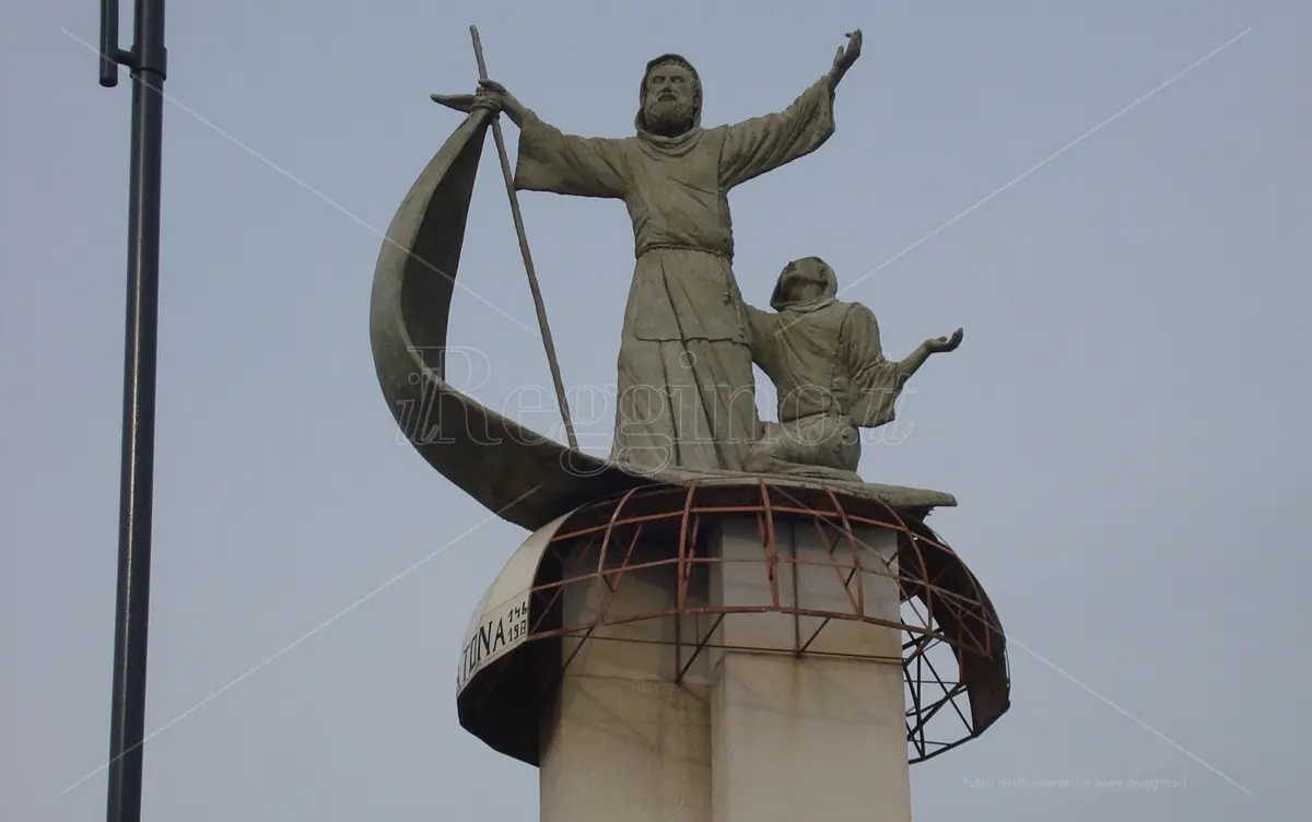 Reggio, il grande miracolo di San Francesco da Paola: da Catona \"s'imbarcò\" sul suo mantello verso la Sicilia