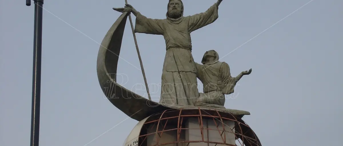 Reggio, il grande miracolo di San Francesco da Paola: da Catona \"s'imbarcò\" sul suo mantello verso la Sicilia