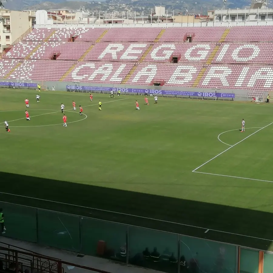 Lfa Reggio Calabria-Canicattì: cinquina amaranto