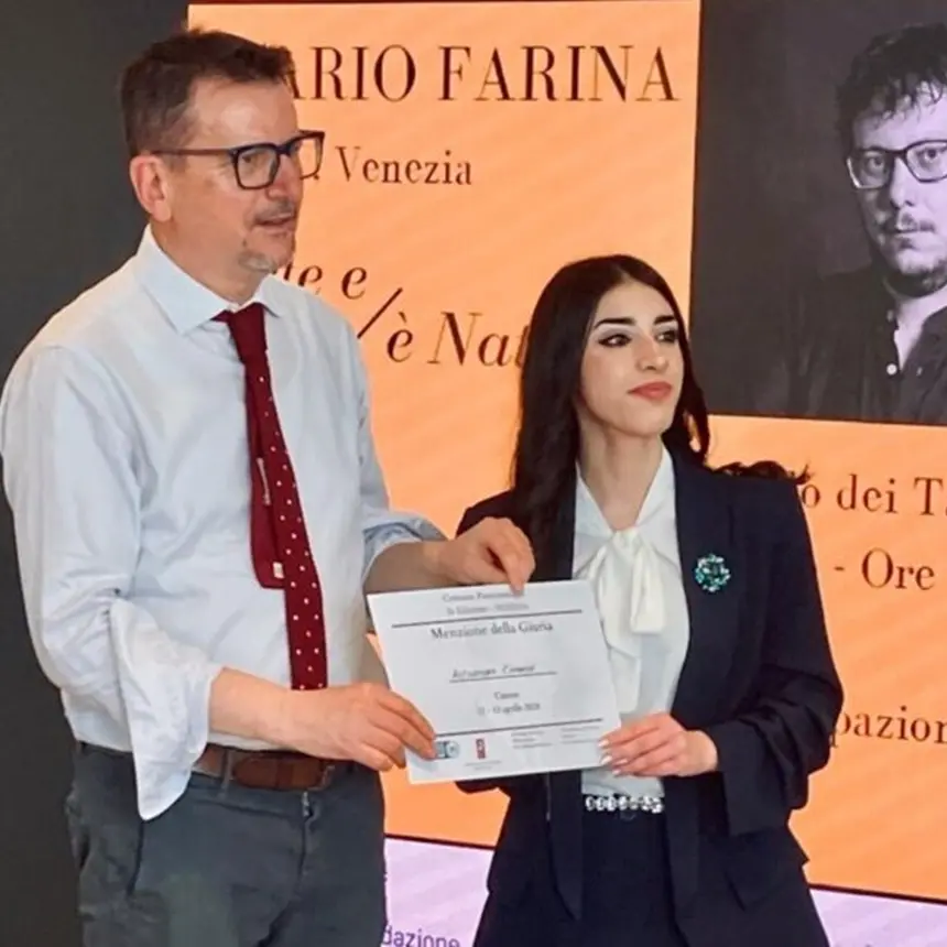 Menzione d’onore per la studentessa reggina Alessandra Comandè al Certame Pareysoniano