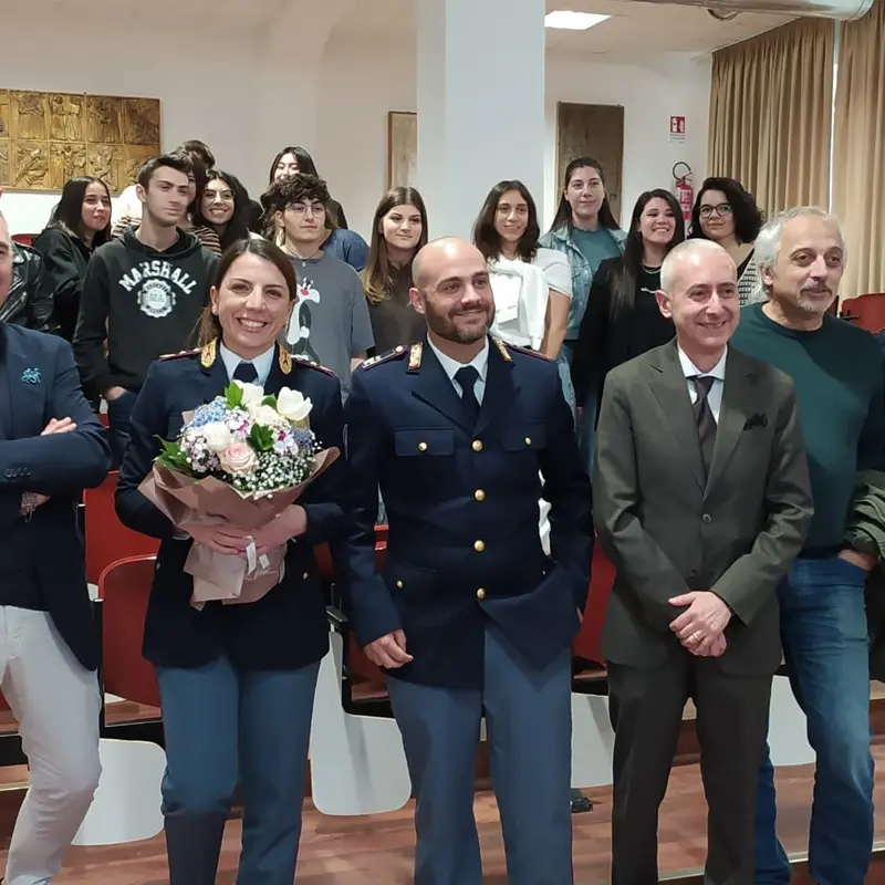 Reggio, la polizia postale incontra gli studenti dell'Accademia di Belle Arti