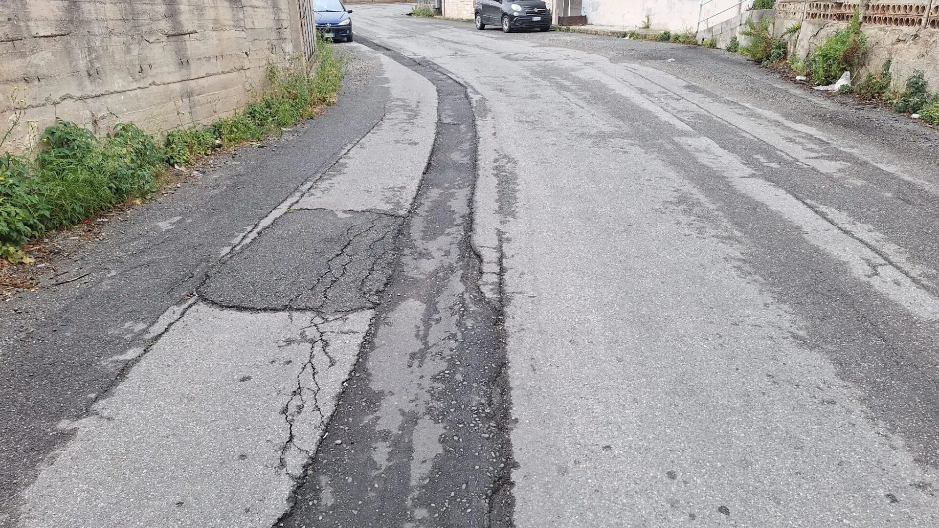 Reggio Sette Punto Zero punta il dito sul «dissesto delle strade dell’Eremo e del resto della città»