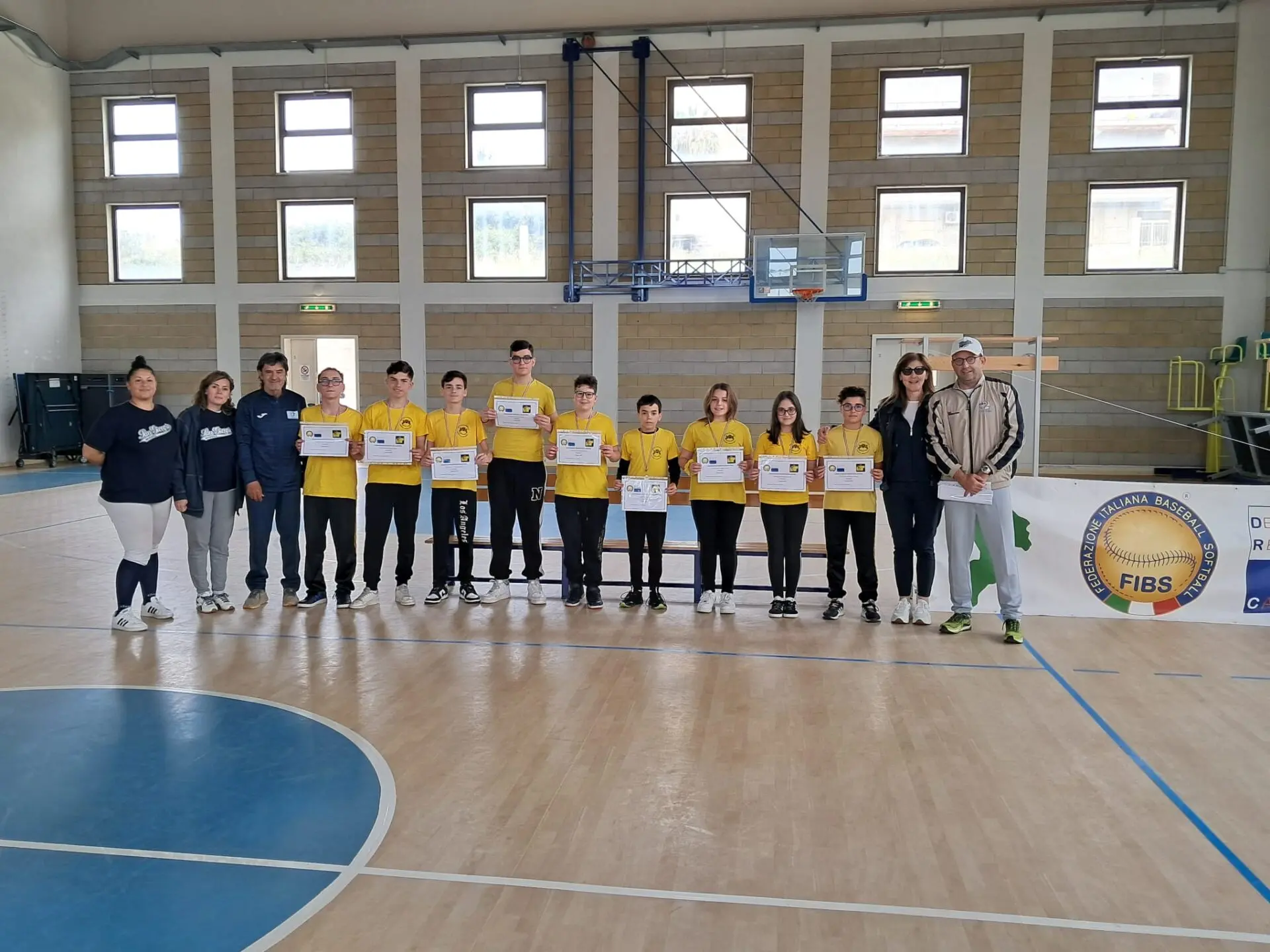 Reggio, la squadra di baseball 5 dell'i.c. Telesio si qualifica alla fase regionale