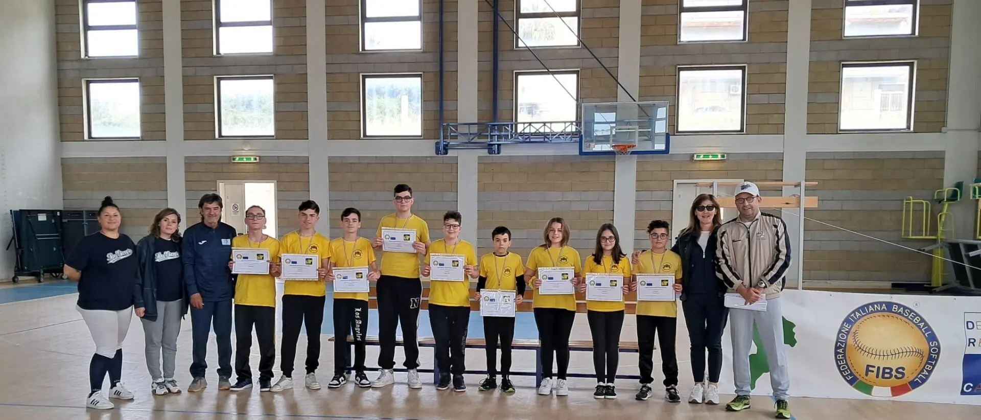 Reggio, la squadra di baseball 5 dell'i.c. Telesio si qualifica alla fase regionale