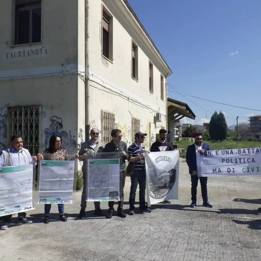 A Taurianova la protesta per sollecitare il recupero linee taurensi