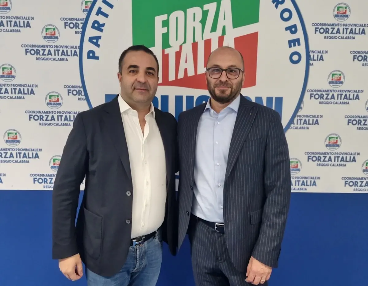 Reggio, l'ex segretario del Pd Strangio aderisce a Forza Italia