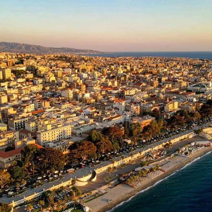 Reggio, murales della nuova piazza di via Mercalli: al via le votazioni. Ecco come partecipare