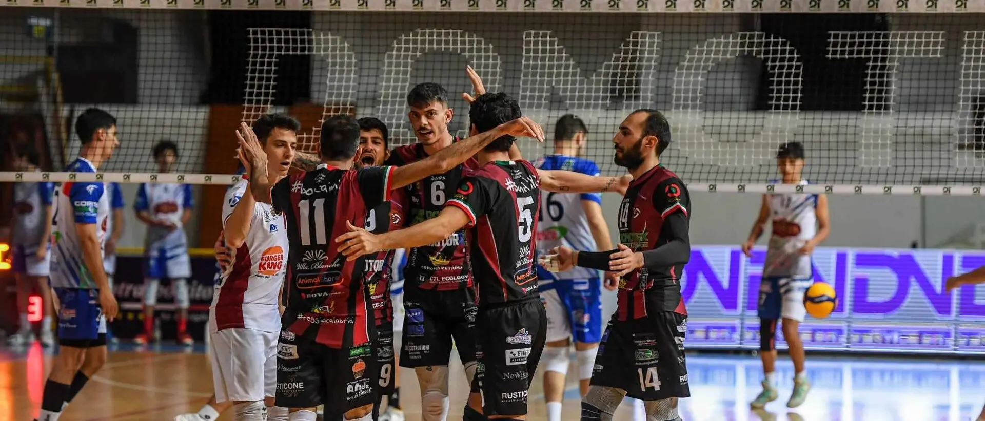Sabato al PalaCalafiore per la Domotek Volley Reggio Calabria lo stuzzicante derby calabrese con la Raffaele Lamezia