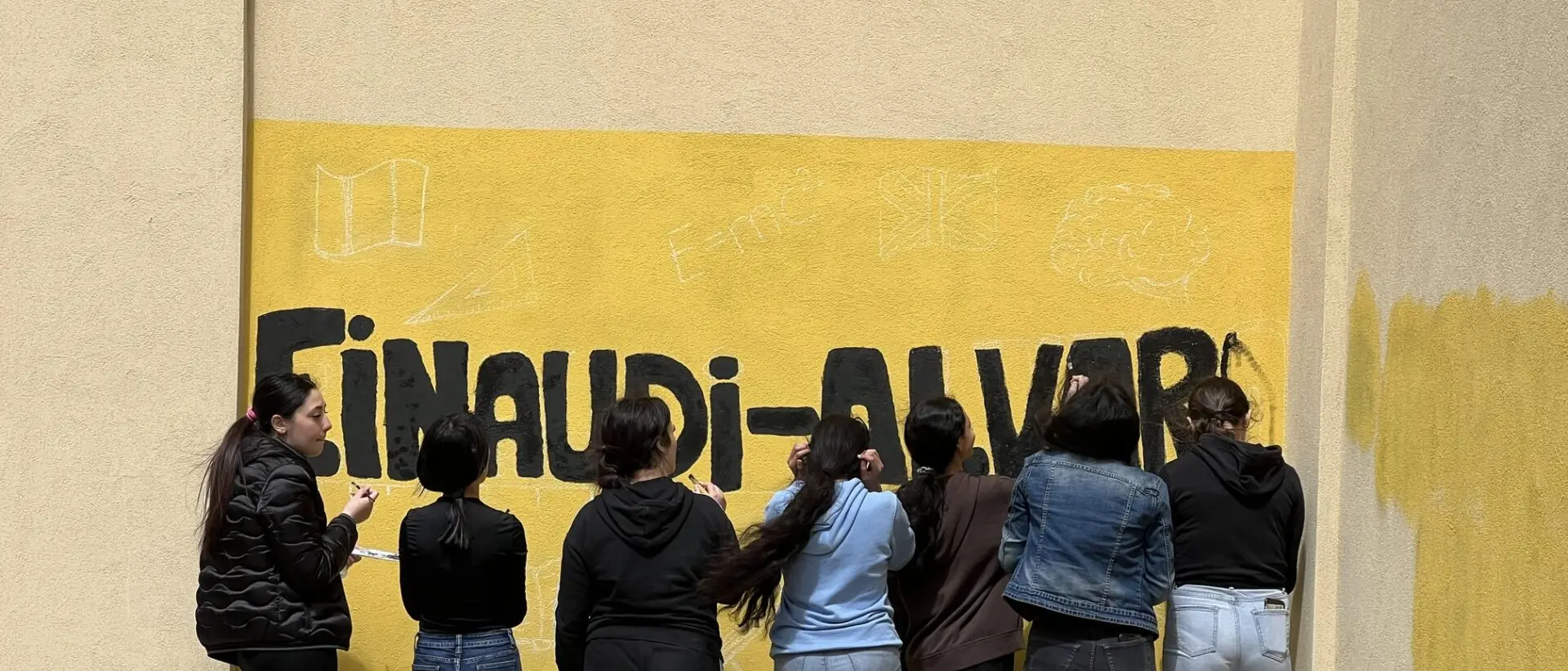 Al liceo \"Alvaro\" di Palmi giornate dello studente all'insegna di psicoanalisi e arte