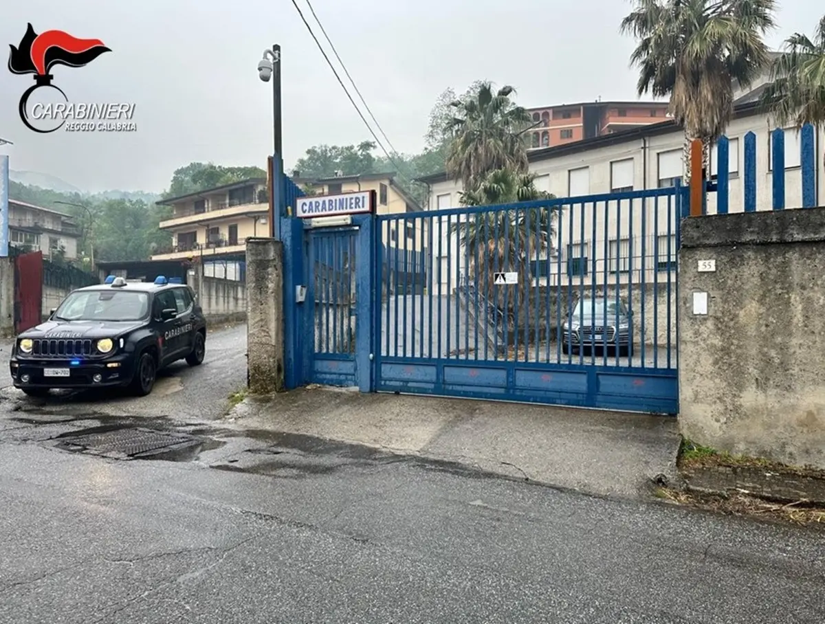 Delianuova, gestione non corretta dei rifiuti: titolare autofficina denunciato