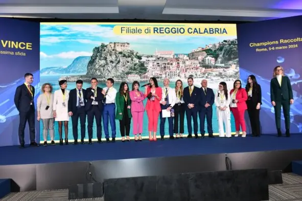 La filiale di Poste Italiane di Reggio Calabria premiata a Roma sugli investimneti