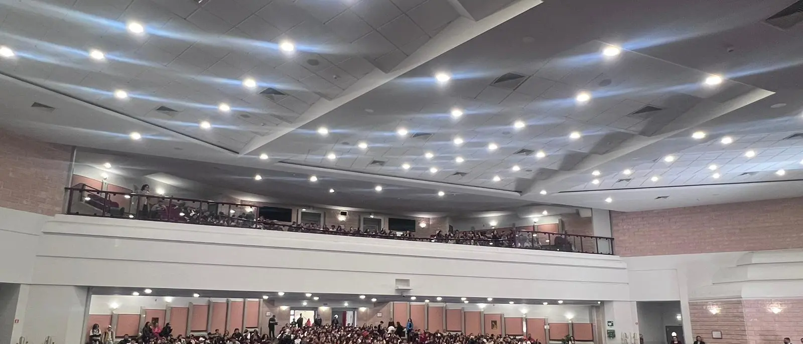 Reggio combatte la ‘ndrangheta con i semi della libertà: «Il dialogo tra Stato e giovani è l’unica rivoluzione»