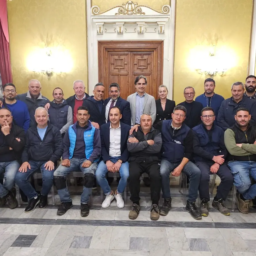 A palazzo San Giorgio il saluto dell’Amministrazione comunale ai dipendenti di Castore del settore idrico