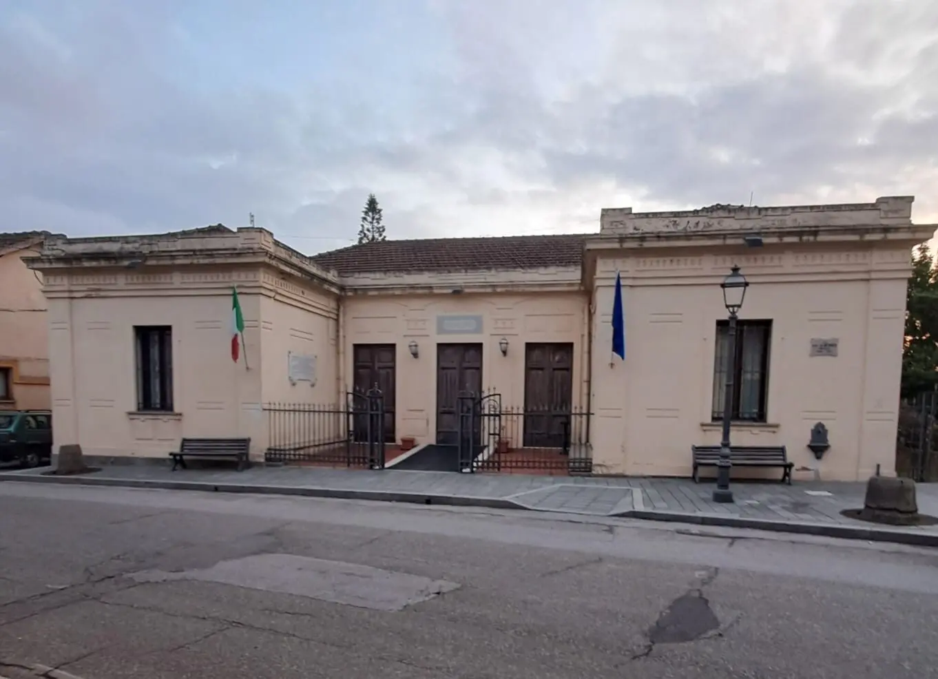 Candidoni, prorogato lo staff del sindaco. Protesta la minoranza