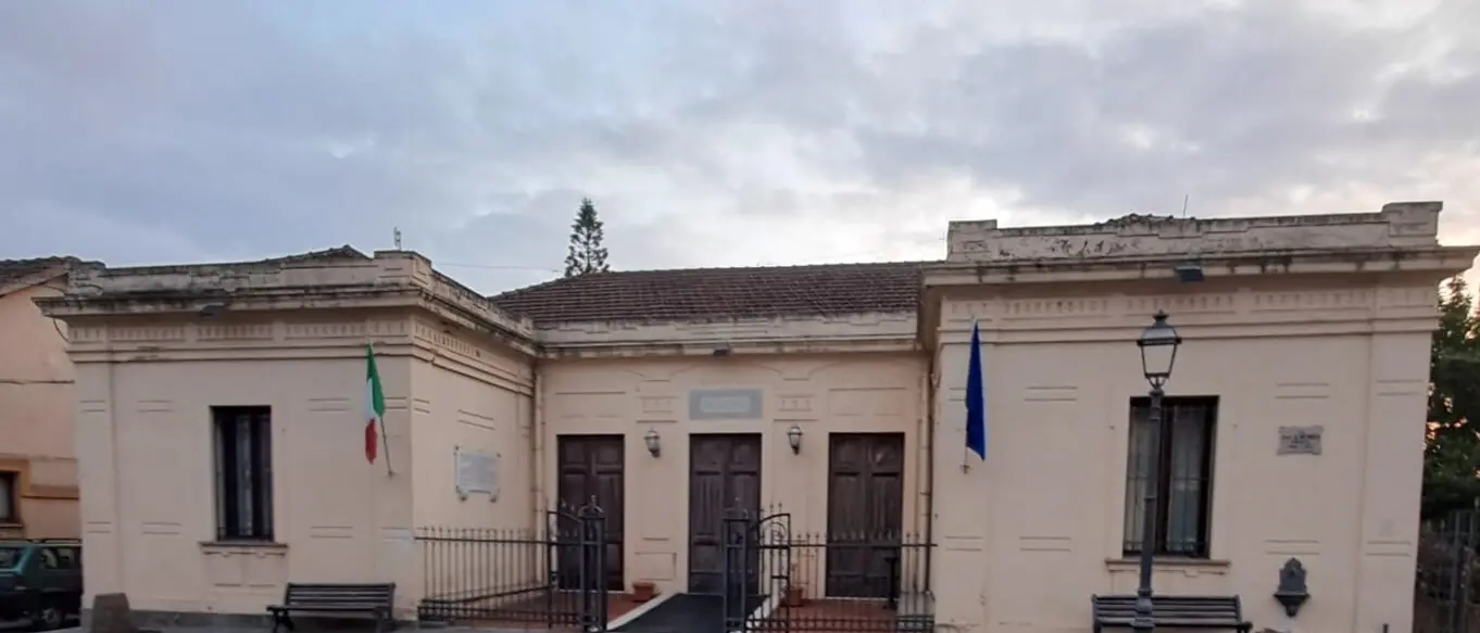 Candidoni, prorogato lo staff del sindaco. Protesta la minoranza