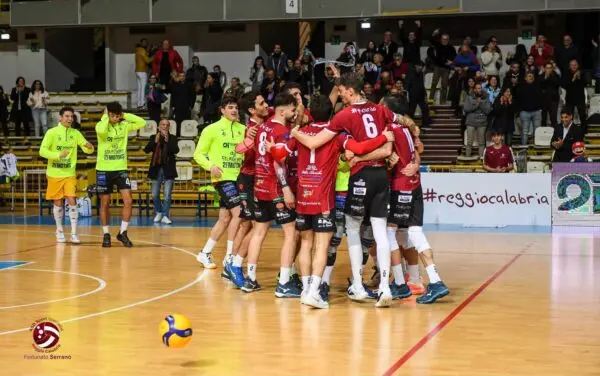La Domotek Volley Reggio Calabria prepara i fuochi pirotecnici dei playoff