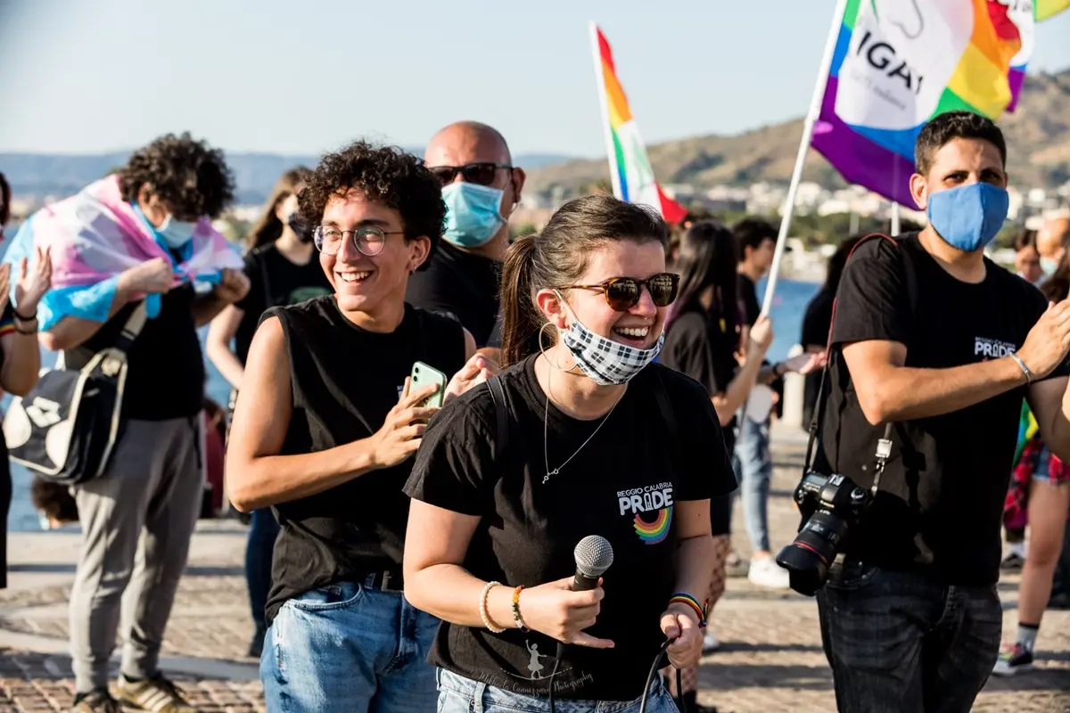 Giornata contro Omofobia, Calabrò (Arcigay Reggio): «Ancora paura e discriminazioni, occorrono prevenzione e contrasto»