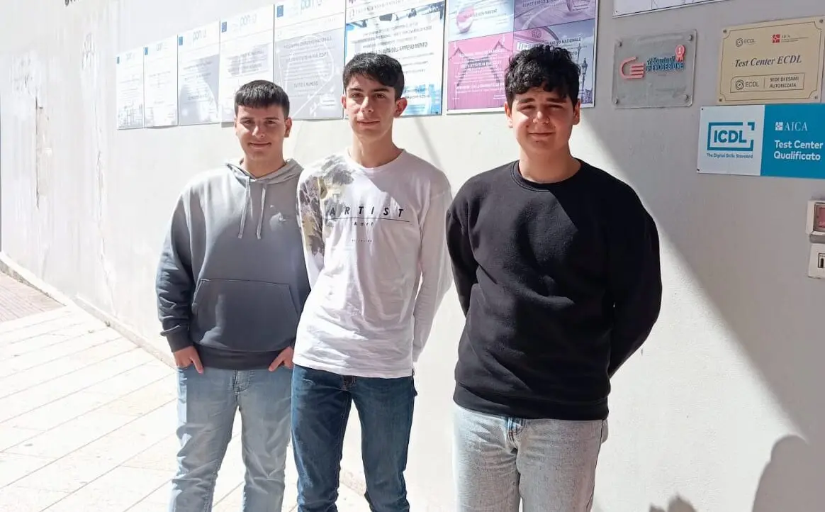 Locri, tre ragazzi dello Zaleuco alle finali dei Campionati Matematici della Bocconi