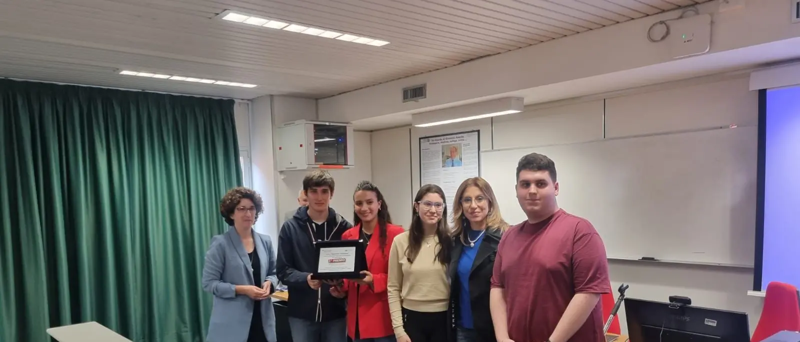 Secondo posto al premio \"Tarsitano\" agli allievi del \"Nostro-Repaci\" di Villa