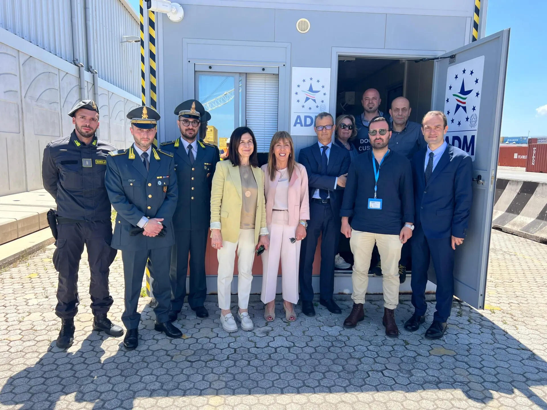 Senatrice Minasi In Visita all’agenzia delle Dogane di Gioia Tauro